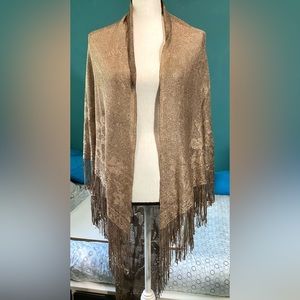 Big shiny and pretty shawl. Flower design